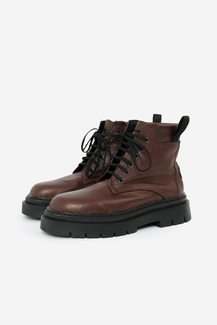 Bota Elliot