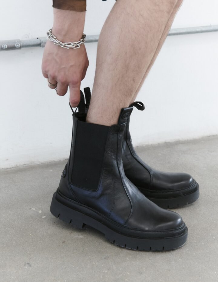 Bota Mitchel